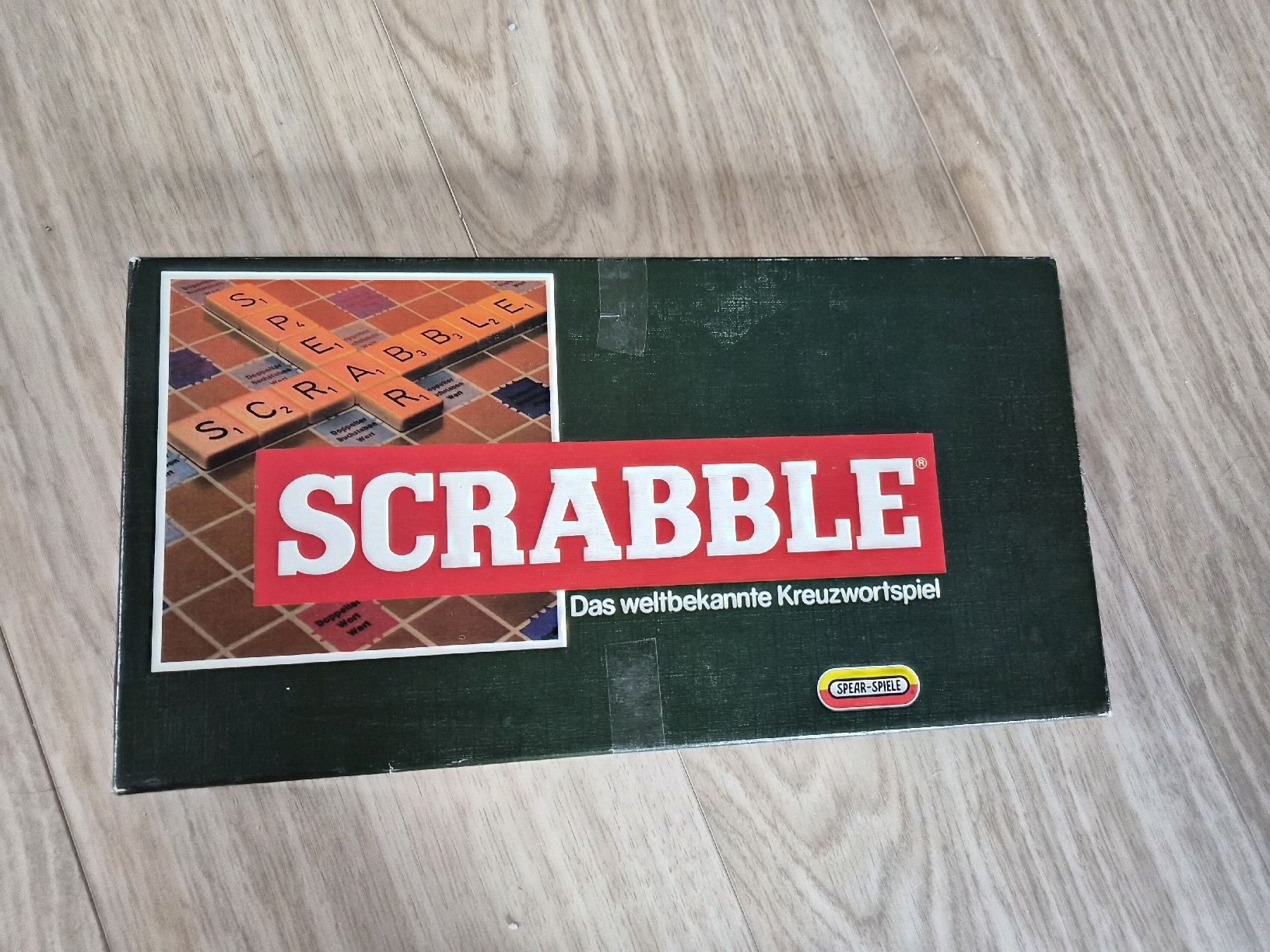 Giochi: Scrabble Classique - Jeu de société allemand – Usato da La Joux FR venduto da car_ck96