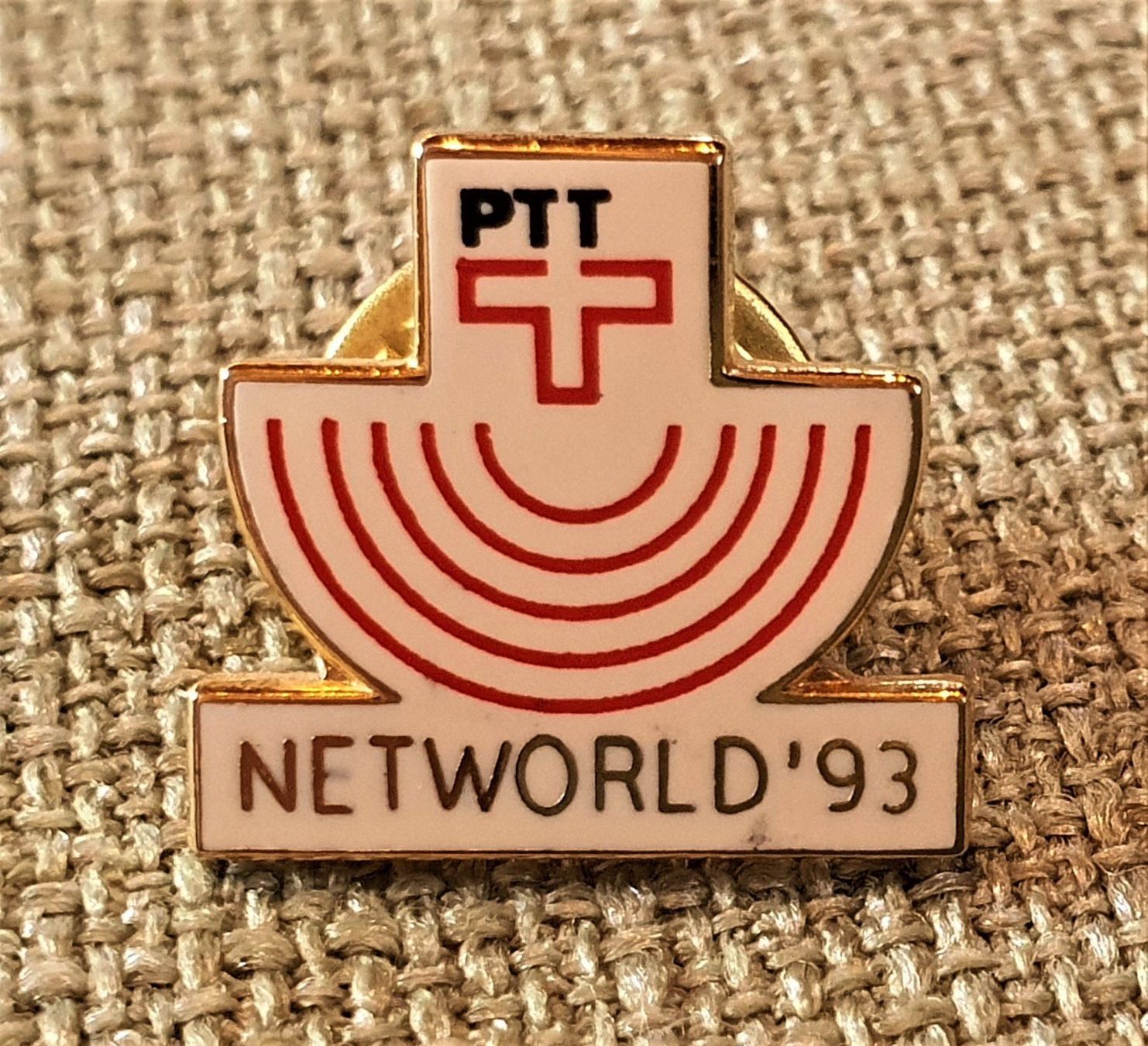 Placchette & Badge: A829 - Pin PTT Die Post Networld'93 – Usato da Reinach BL venduto da Boston-Verkauf
