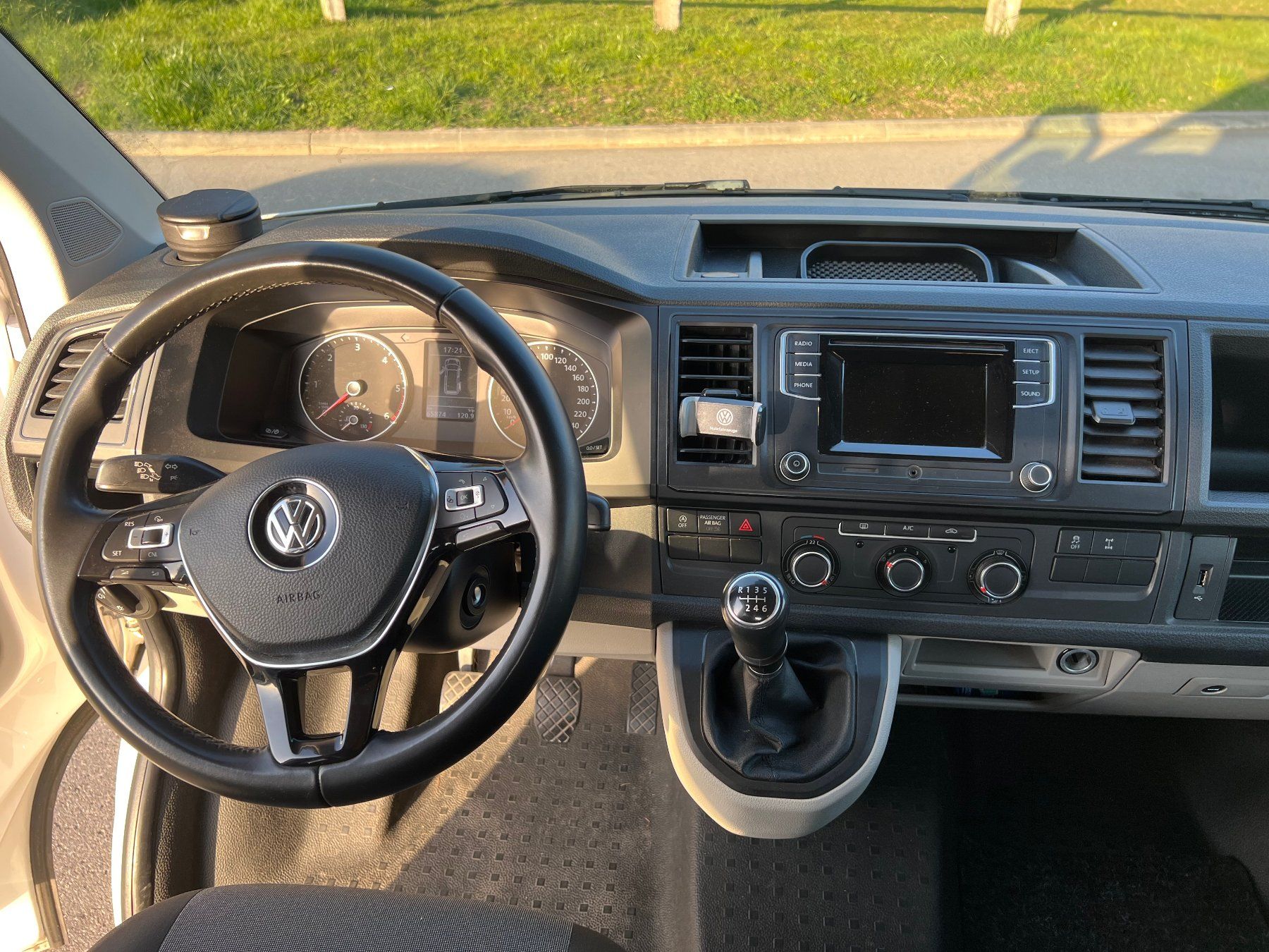 VW Veicoli da campeggio: Volkswagen T6 Campervan - 4Motion – Usato da La Tour-de-Peilz venduto da pea_8w2t 6