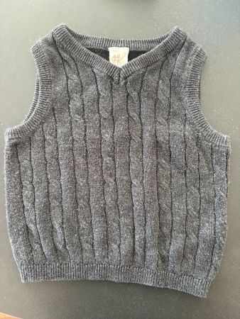 H&M Gilet grau gestrickt Grösse 74