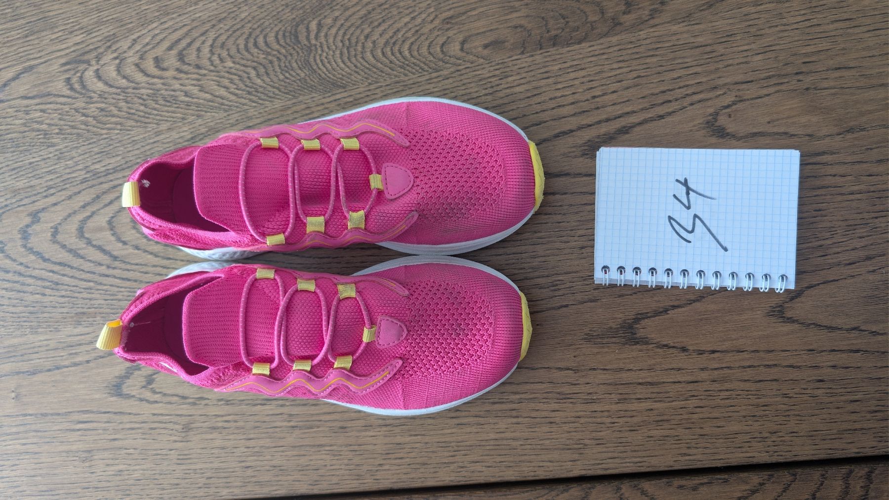 Schuhe für Mädchen: Turnschuhe Pink – Gebraucht aus St. Gallen von Tasu27