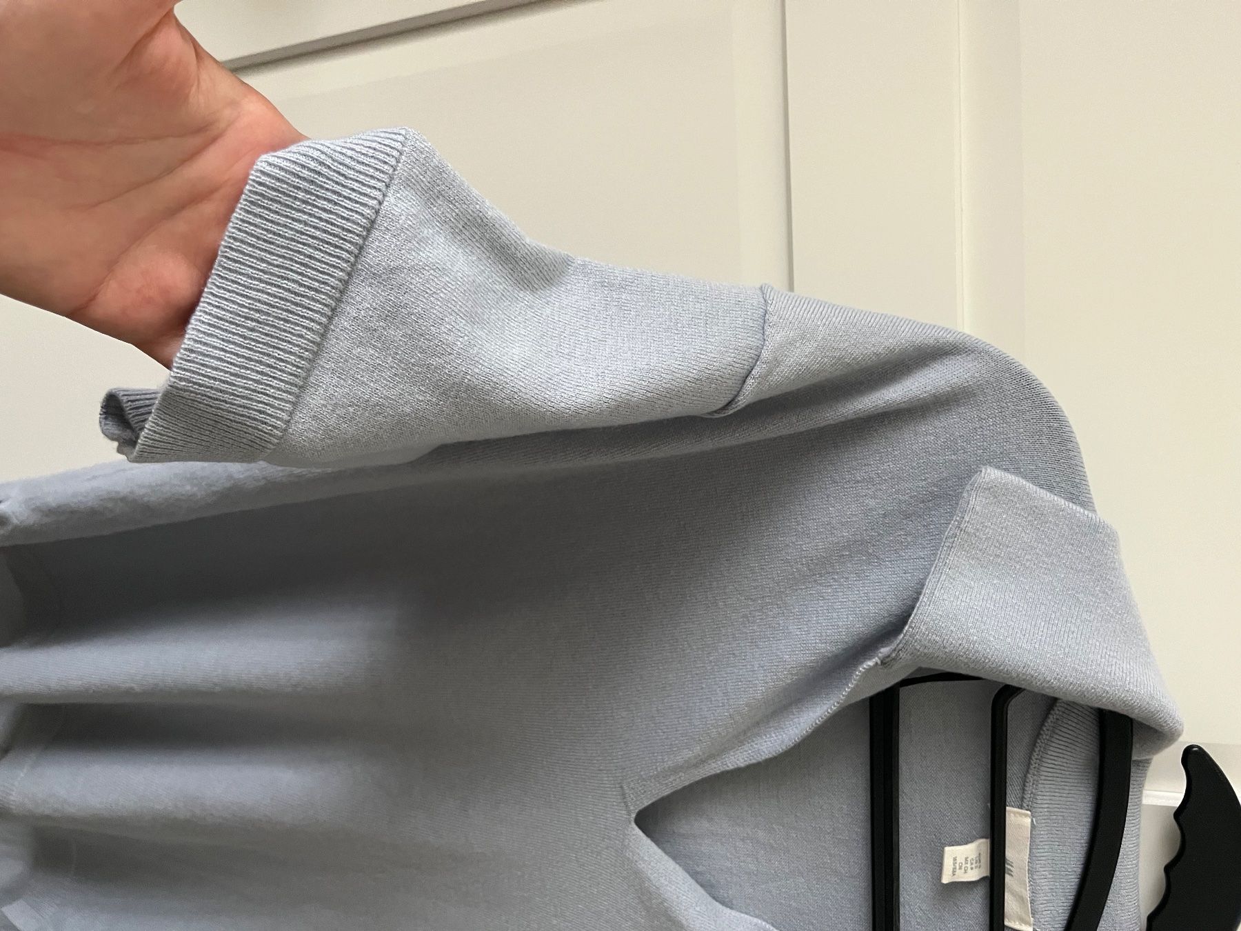 H&M Pulls & Sweat-shirts: Kurzärmeliger Pullover mit V-Ausschnitt – D'occasion à Allschwil par eyl_bb8q 5