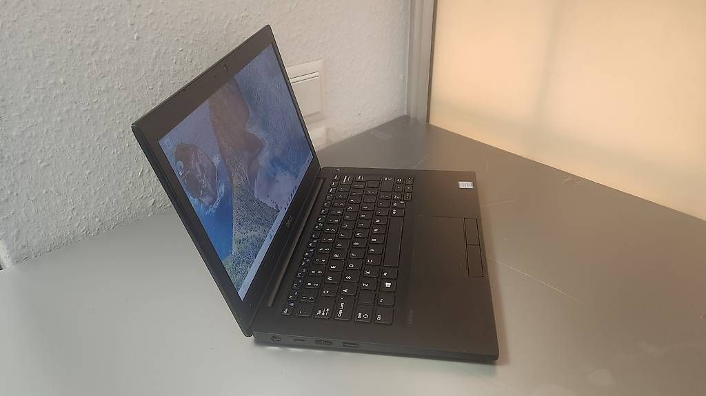 Notebook: Dell Latitude E7280  Ecran 13" Intel Core i5 7th Gen – Usato da Donneloye venduto da ire_767q 2