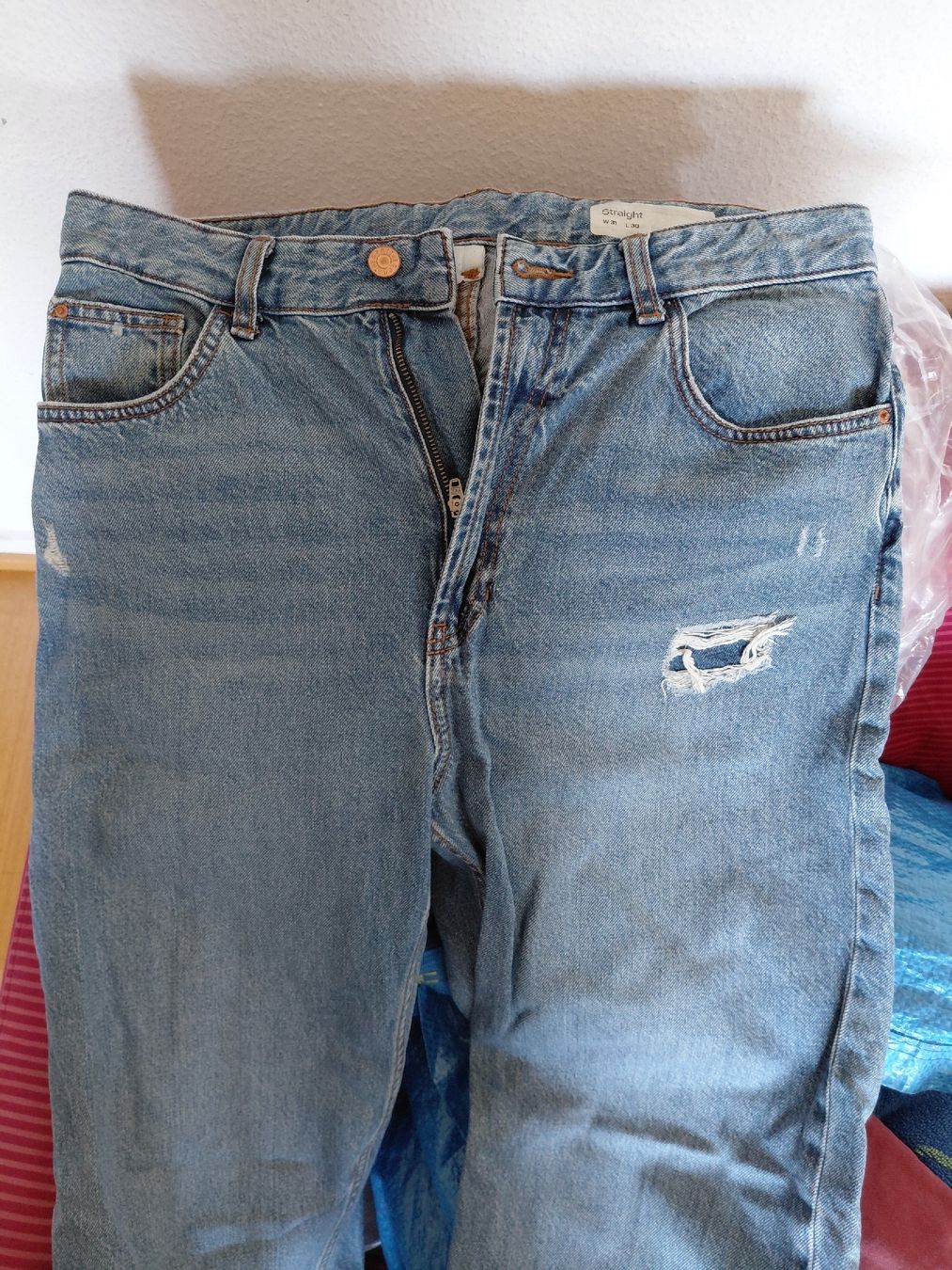 Esprit Jeans: bio Baumwolle Jeans Esprit Gr31 – D'occasion à Winterthur par adventurenala