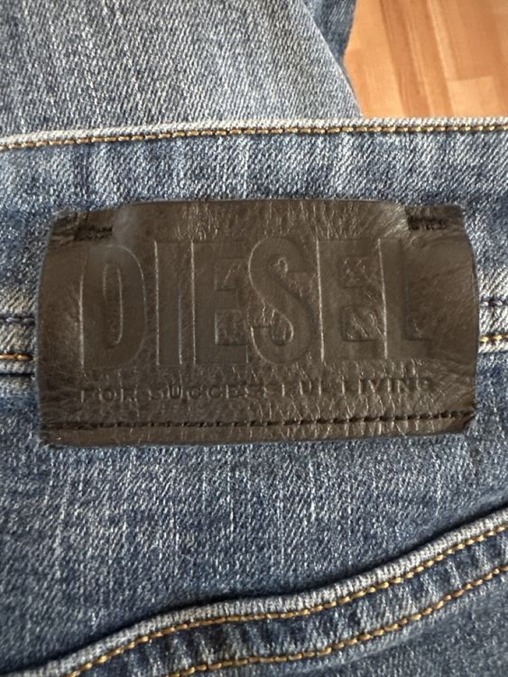 Diesel Jeans: Diesel Sleanker-X Slim Skinny, W31/L30 einf. Bundweite 38cm – Usato da Haslen AI venduto da Jakusi95 2
