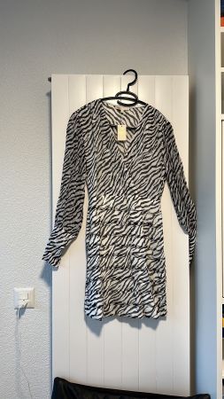 Maje kleid 36