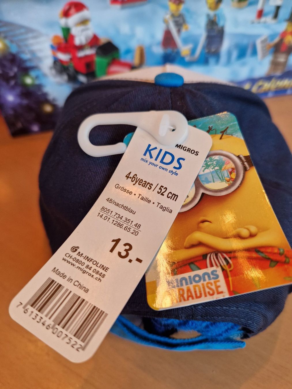 Altro abbigliamento per bambino: NEU Sonnenhut / Tschöpper Minions 52 cm – Nuovo e nell'imballaggio originale da Giswil venduto da movo08 1