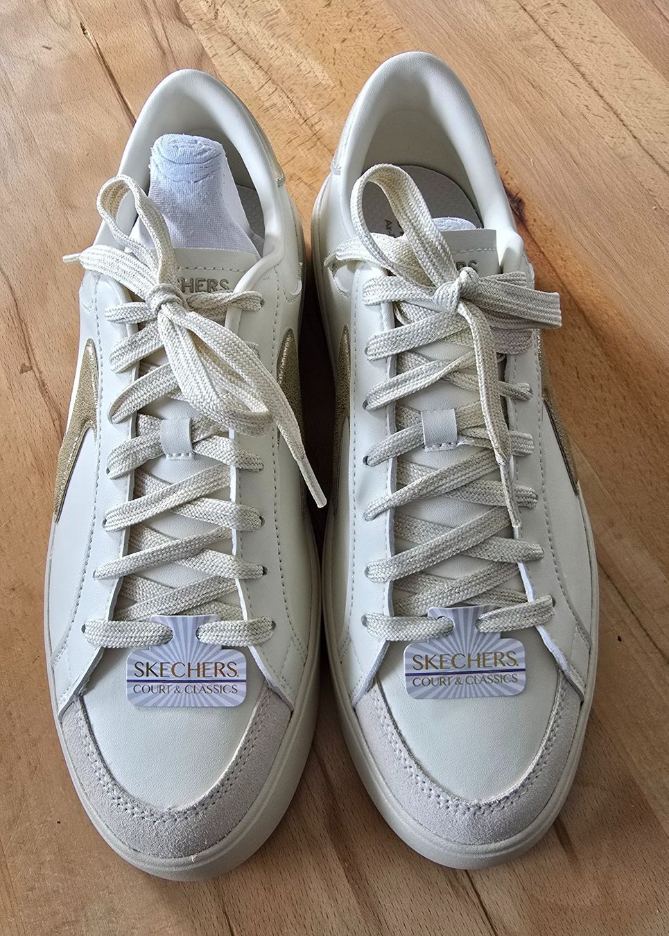 Skechers Scarpe da donna: Skechers Court & Classics – Nuovo (secondo la descrizione) da Sissach venduto da Simili2 1