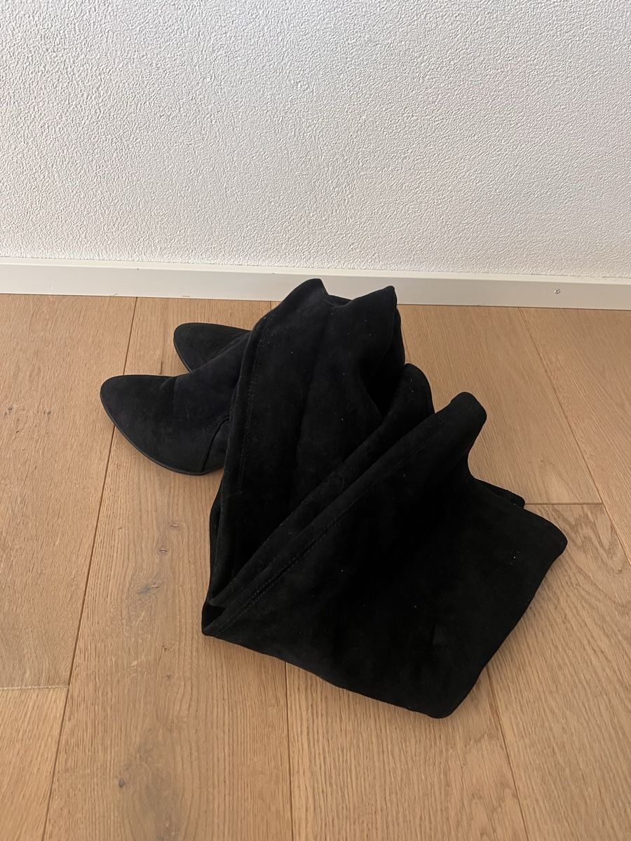 Scarpe da donna: Overknee mit Absatz schwarz – Usato da Pfaffhausen venduto da pat_shop 1