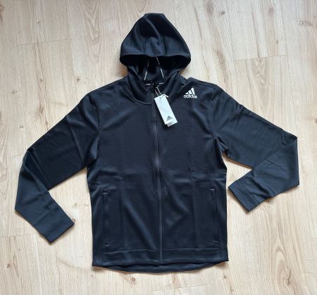 Jäckli von Adidas * Grösse M * NEU