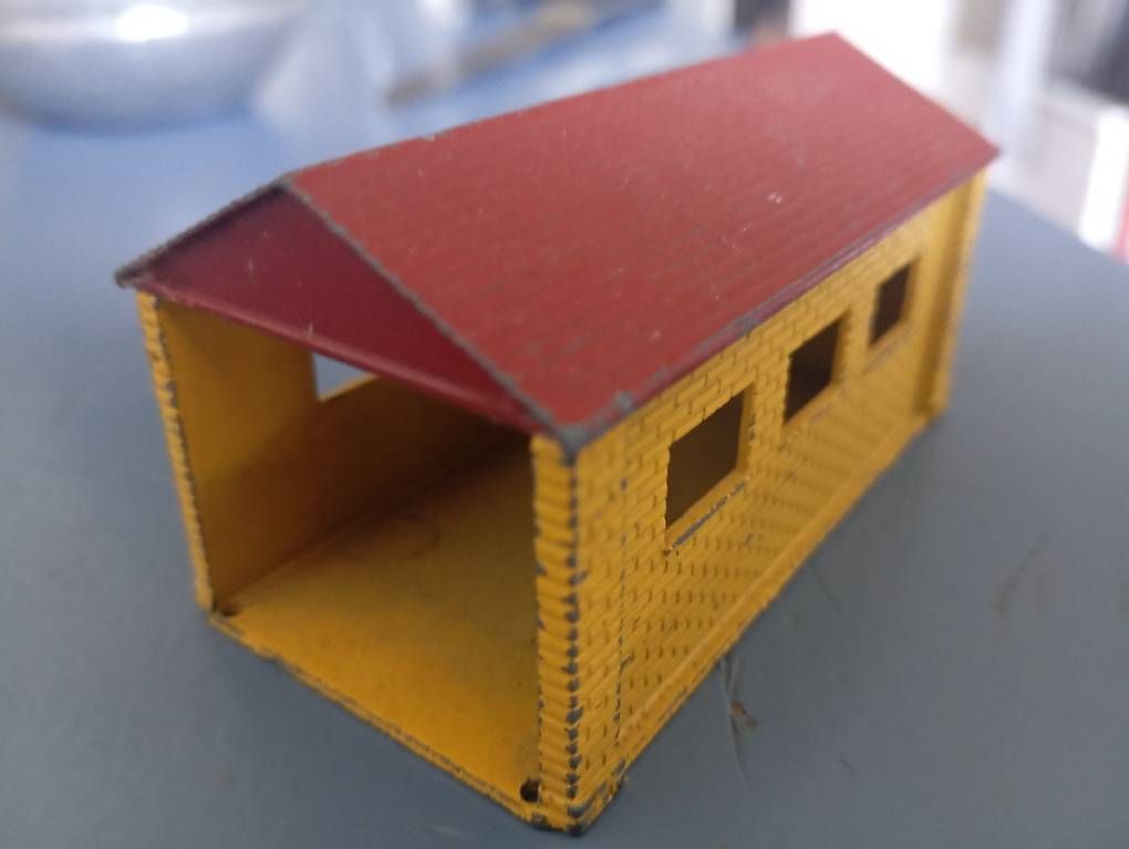 Lesney Modellautos: Matchbox Accessory Pack No 3 Garage Lesney – Gebraucht aus Basel von Petergunn 1