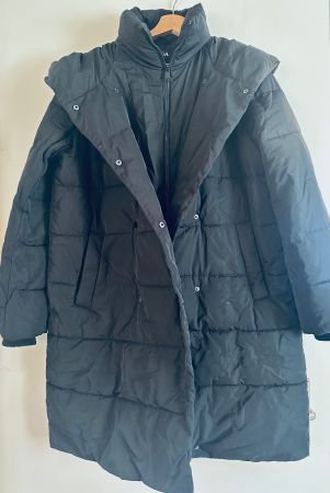C&A Warme Winterjacke, schwarz, Gr. M Ideal für kalte Tage!