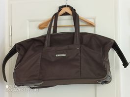 Geräumige Reisetasche. Marke: KAPPA