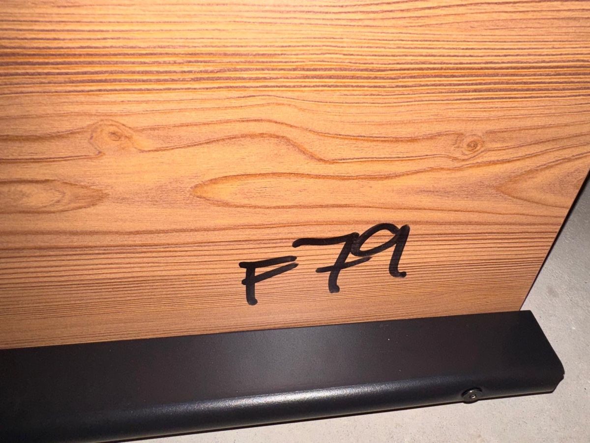 Tische: HAVERUD Bar Tisch Ikea – Gebraucht aus Zürich von fil_dyn2 2