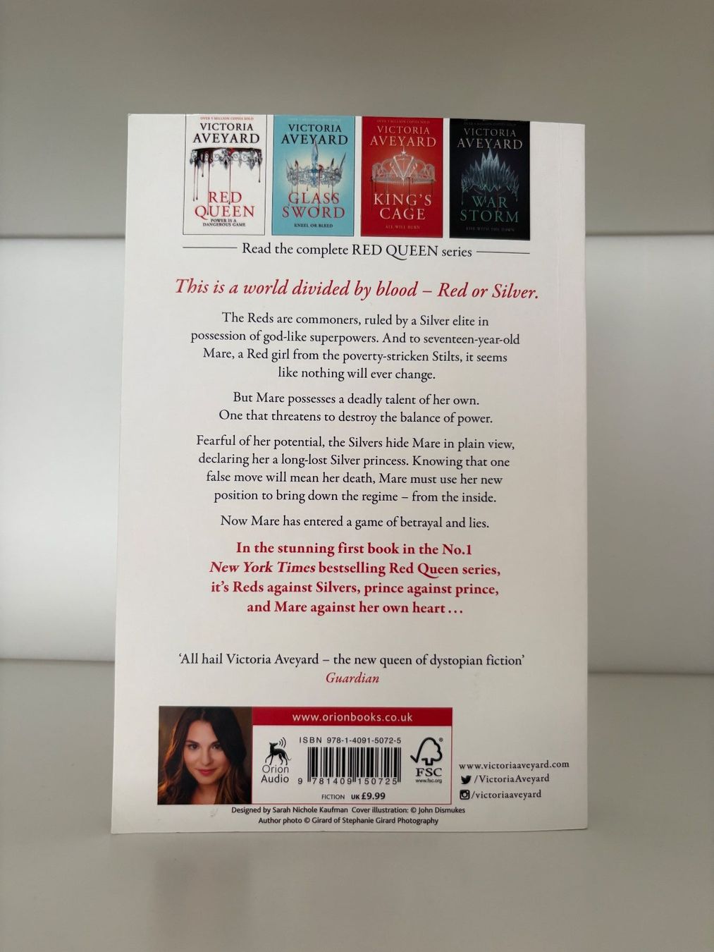 Libri: Red Queen - Victoria Aveyard – Nuovo (secondo la descrizione) da Steffisburg venduto da elsa.catalina 1