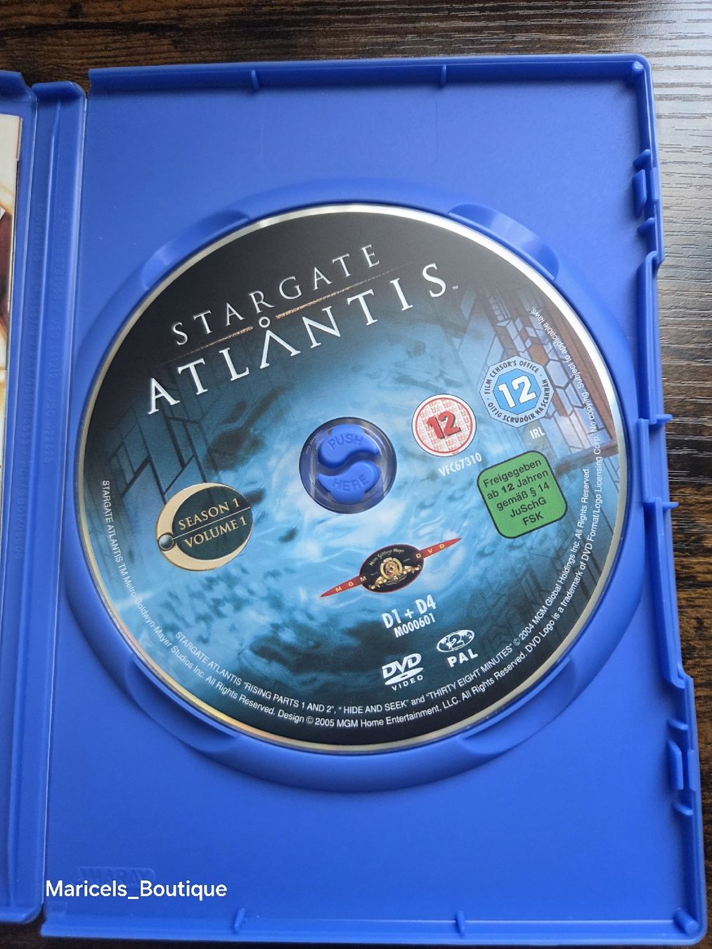 Tutti i DVDs: Stargate Atlantis Season 1 Volume 1 DVD – Usato da Winterthur venduto da Maricels_Boutique 2