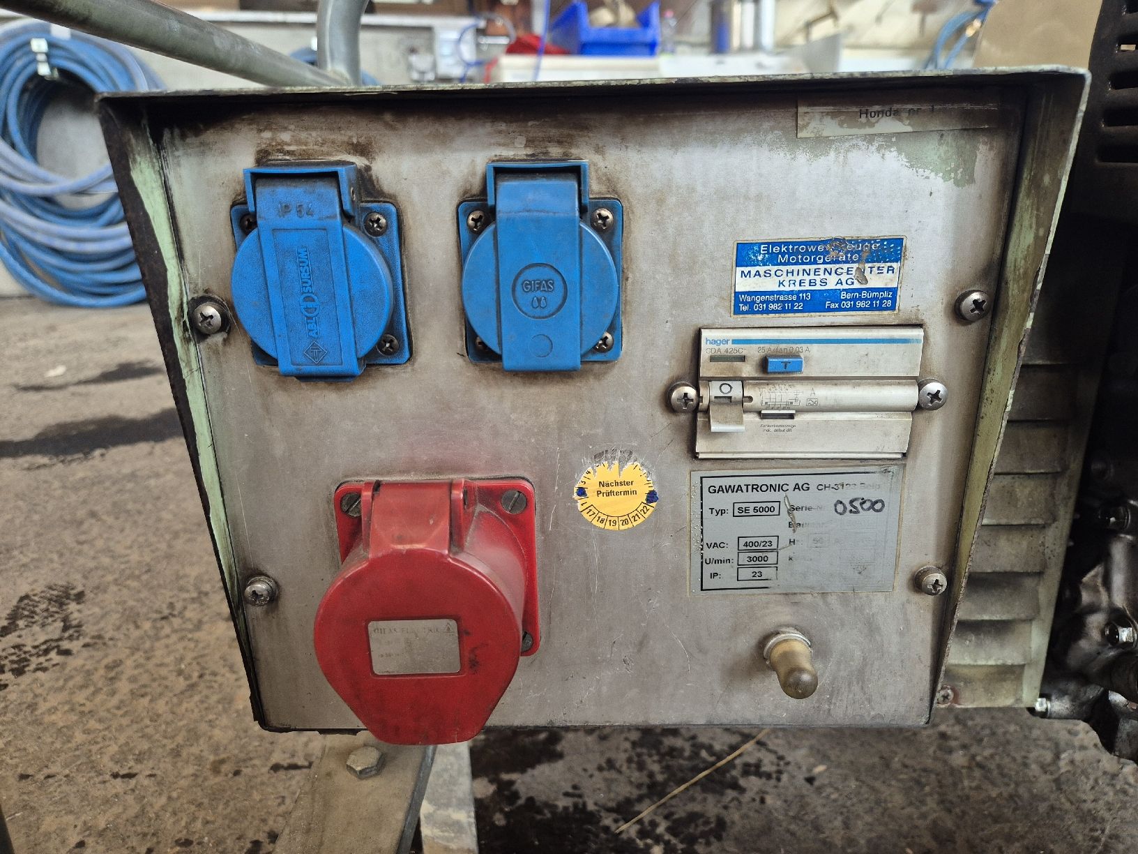 Generatori di corrente: Notstromaggregat Benzin 400 / 230V – Usato da Niederwangen BE venduto da Tonilaro