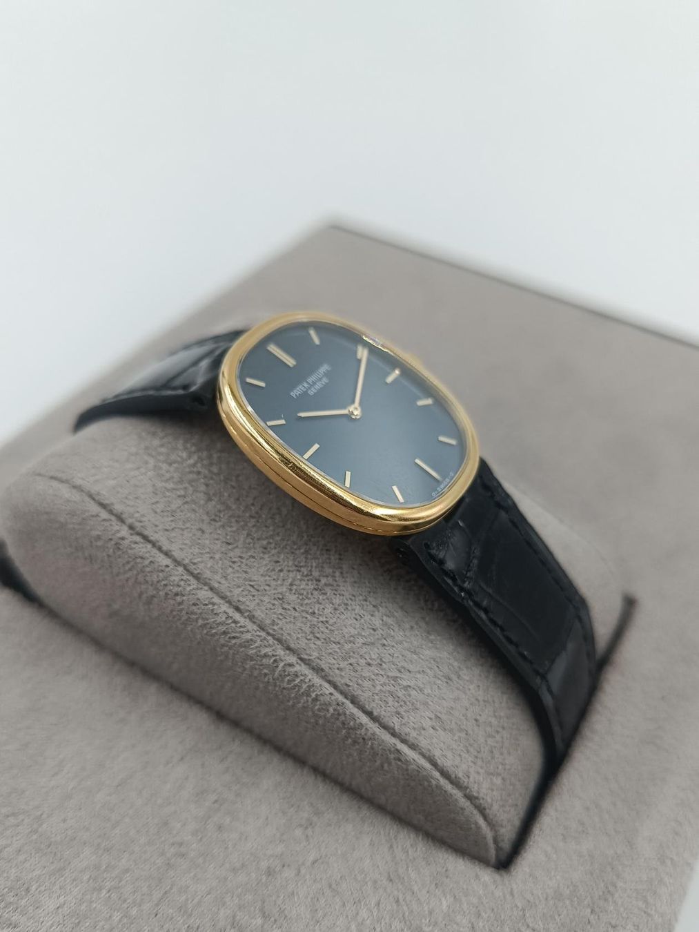 Patek Philippe Orologi: PATEK PHILIPPE "ELLIPSE" , 3648  MIT ARCHIVAUSZUG – Usato da Luzern venduto da EdiGem 4