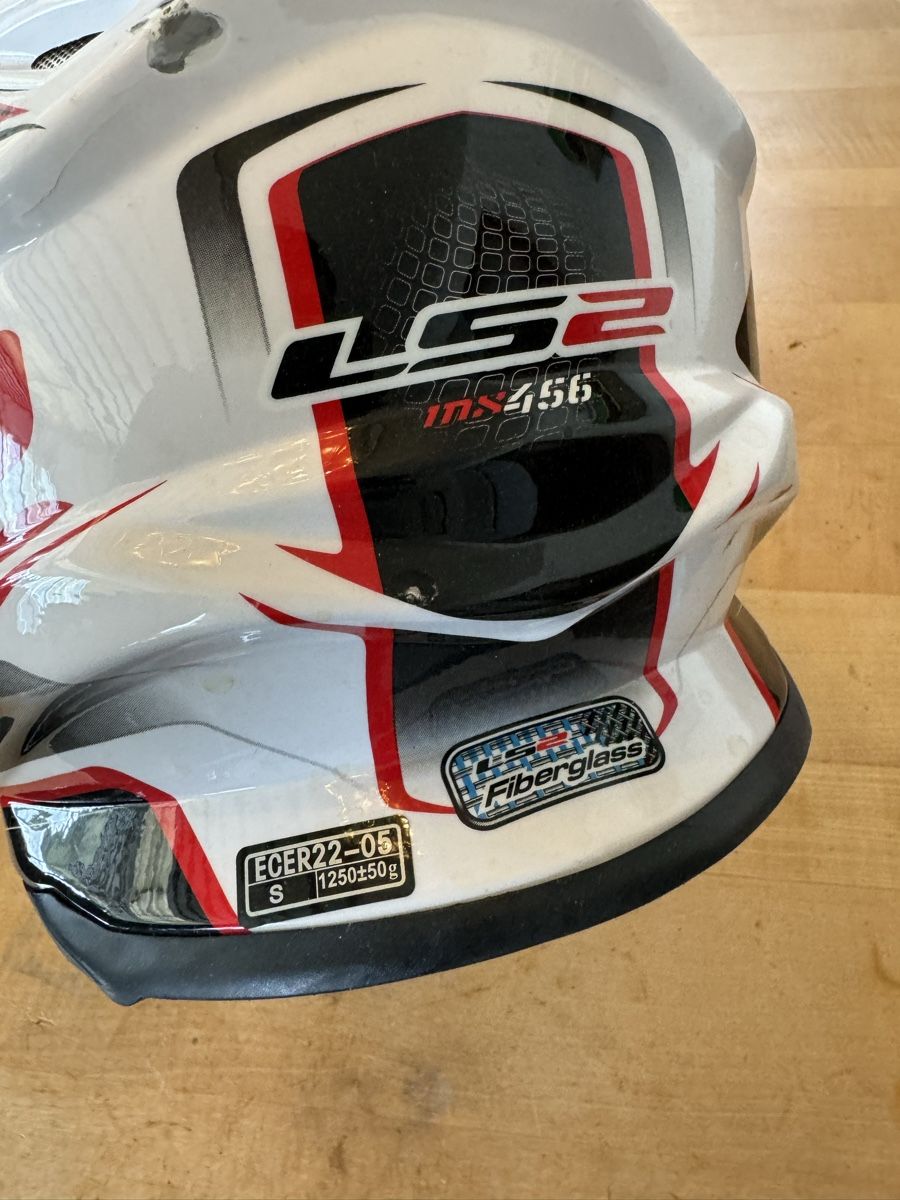 Caschi & visiere: Motorrad Helm – Usato da Dübendorf venduto da Sachs621 2