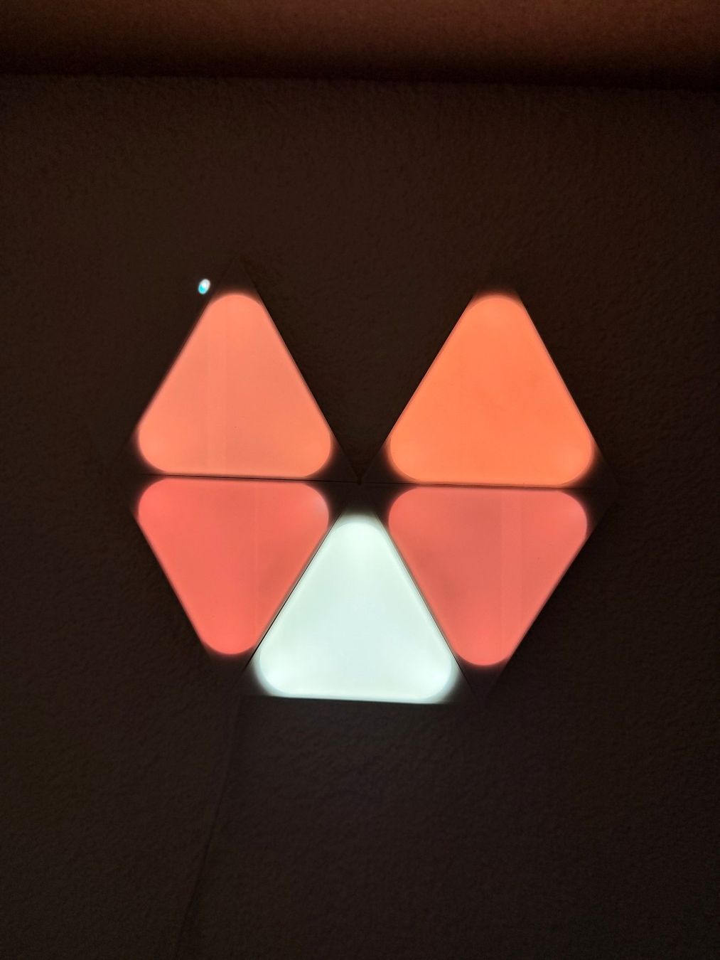 Nanoleaf Lampade: Nanoleaf Triangles starter Kit - 5 Triangles – Nuovo (secondo la descrizione) da Villars-sur-Glane venduto da Dam0