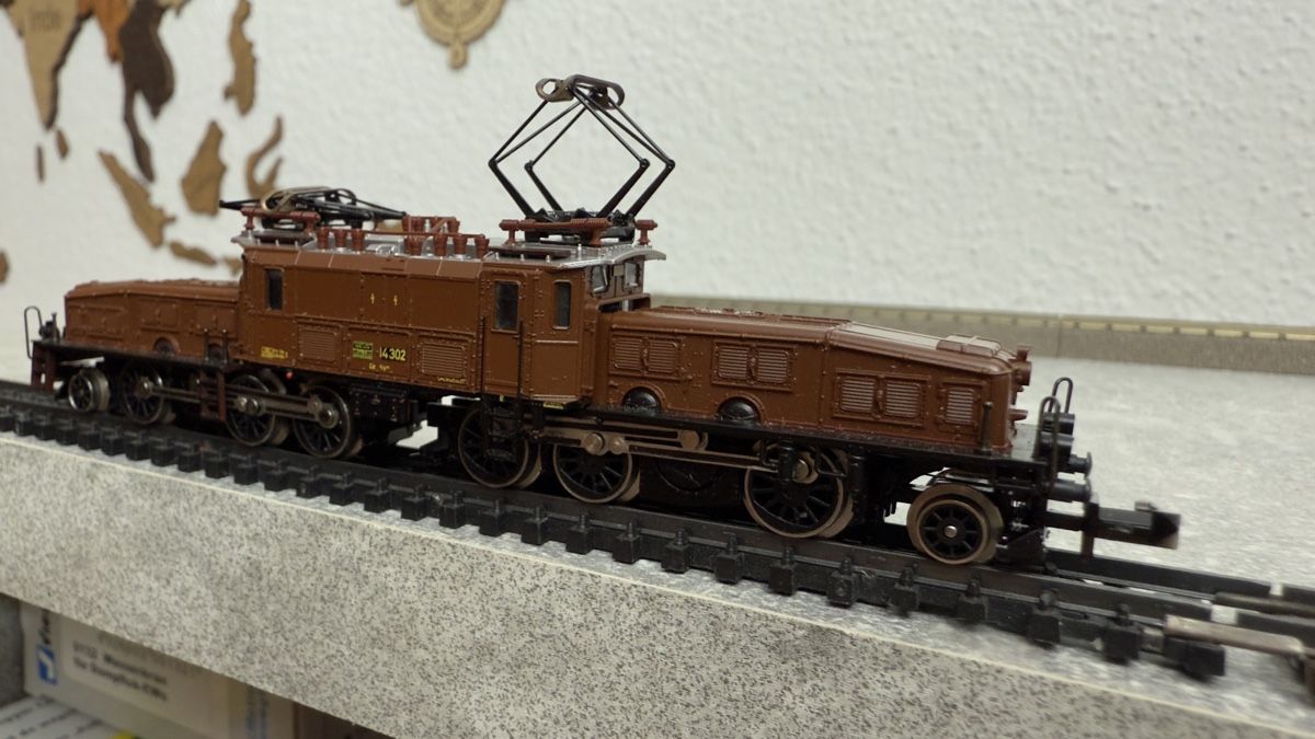 Trix Modellini di ferrovie: Minitrix E-lok Ce 6/8 III Braunes "Krokodil" Spur N – Nuovo (secondo la descrizione) da Schlieren venduto da rat_lq6b 3