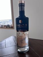 Neu und ungeöffneter Gin von Swizle