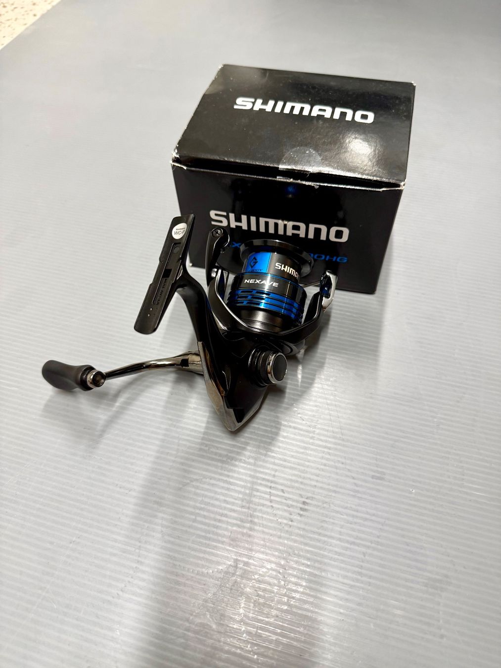 Shimano Rollen & Spulen: Shimano Nexave 2500HG Spinnrolle – Neu und originalverpackt aus Trimbach von duri.. 3