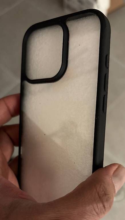 Coques & Protection écran: iPhone 16 pro hülle – D'occasion à Maegenwil par shopping4me 1