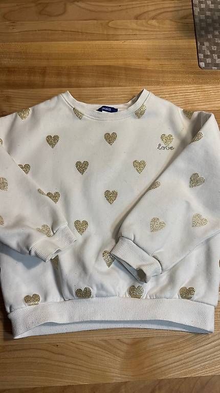 Pulls et sweat-shirts: Süsser Mädchen Pulli in Grösse 110 – D'occasion à Zürich par klily 1