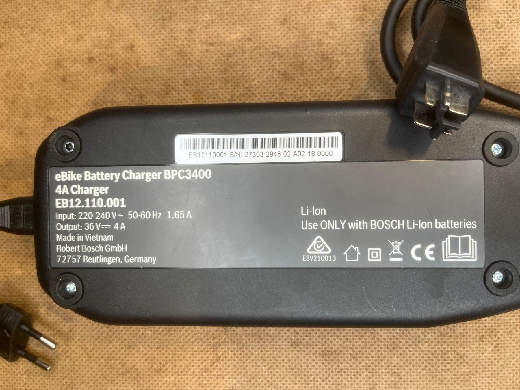 Bosch Ladegeräte: Original Bosch eBike Ladegerät BPC 3400 – Gebraucht aus Magden von Hornet2 3