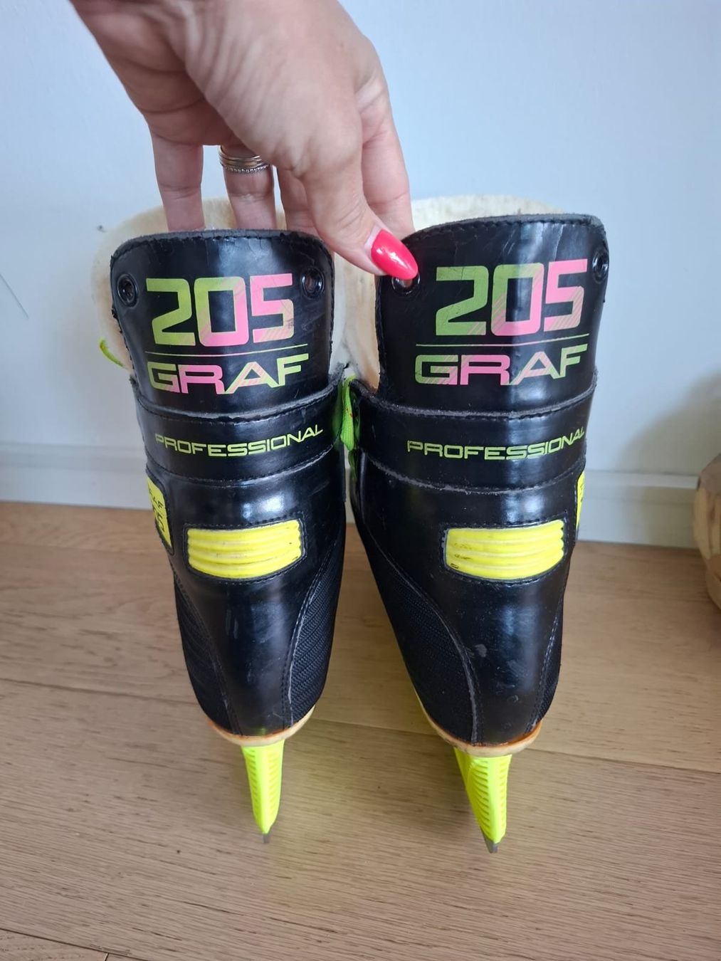 Schlittschuhe: Graf 205 Professional Eishockeyschuhe , Gr. 9 – Gebraucht aus Massagno von Michaela.F 5