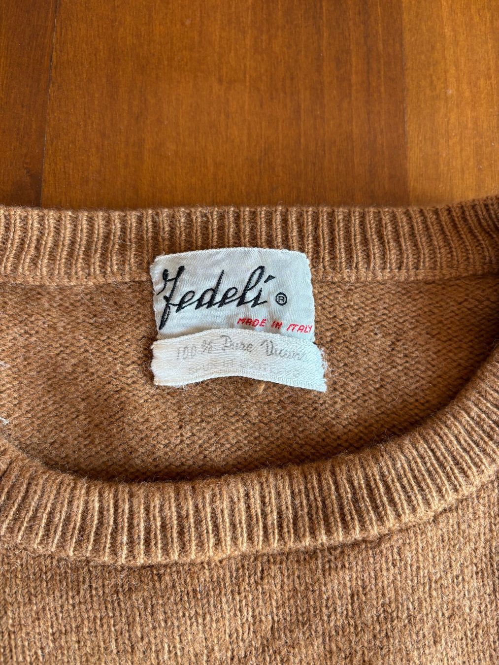 Pullover & Sweatshirts: Pull Fedeli 100% Vicuna Taille 40/42 - Léger défaut – Gebraucht aus Prangins von pad2424 2