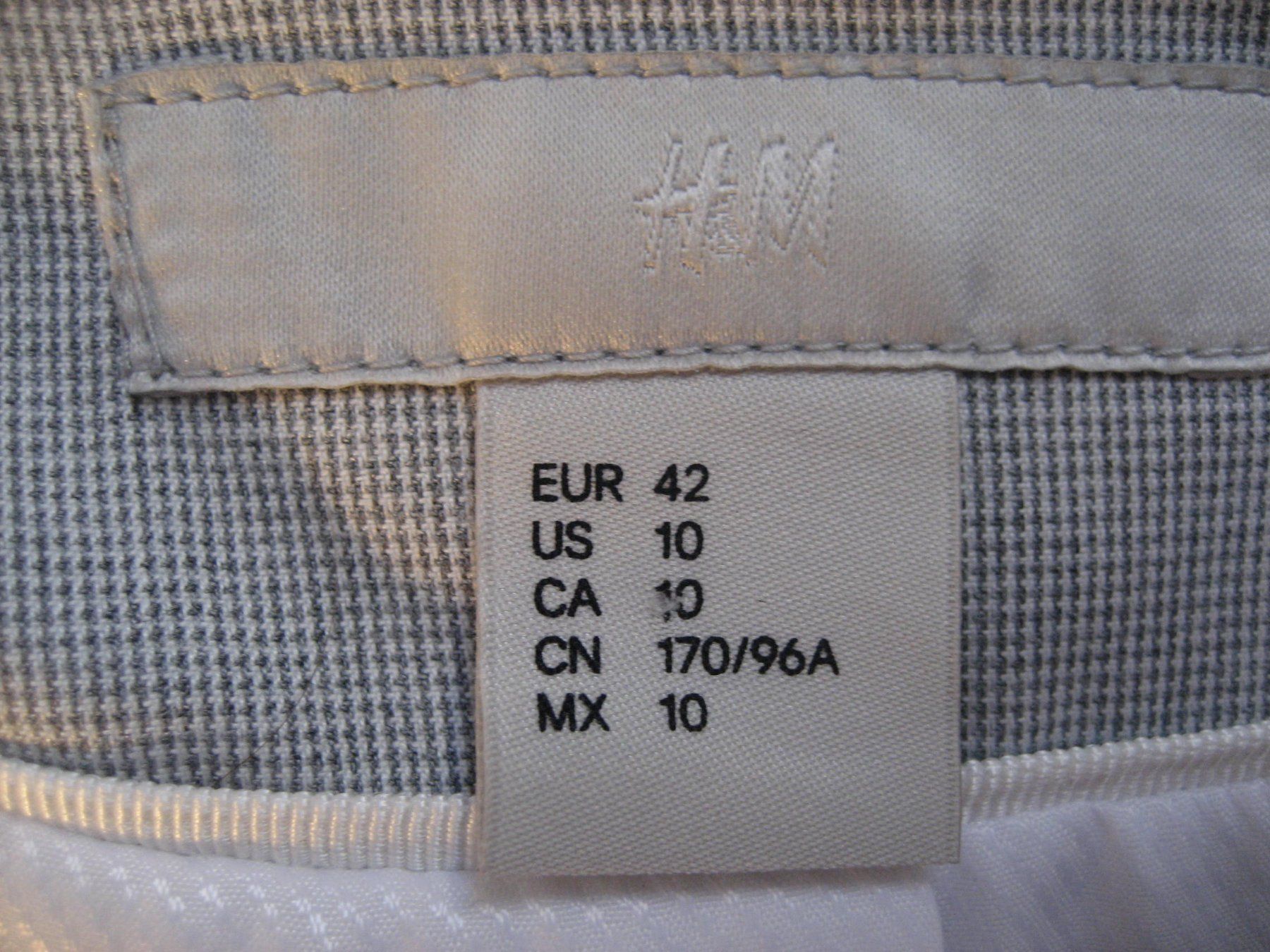 H&M Giacche: Veste H&M taille 42 – Nuovo (secondo la descrizione) da Delémont venduto da marryb 6