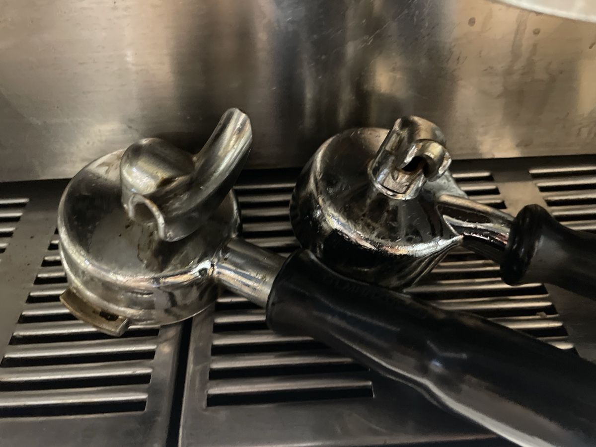 La Marzocco Macchine per caffè & Macchine per espresso: La marzocco linea 2 classic – Usato da Biel/Bienne venduto da Effemme
