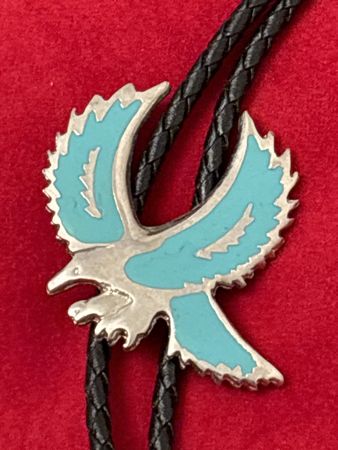 Schicker Western Bolo Tie, Adler Anhänger Lederkette Silber