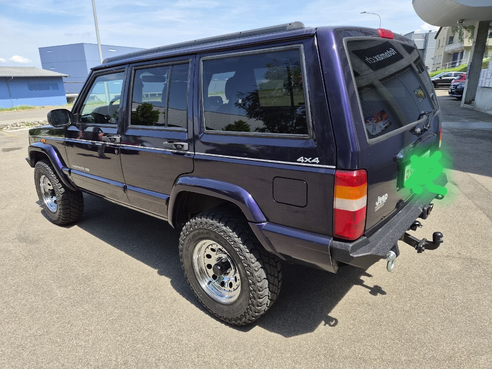 Jeep Autos: JEEP  CHEROKEE  4.0 L – D'occasion à St. Gallen par kratzki01 3