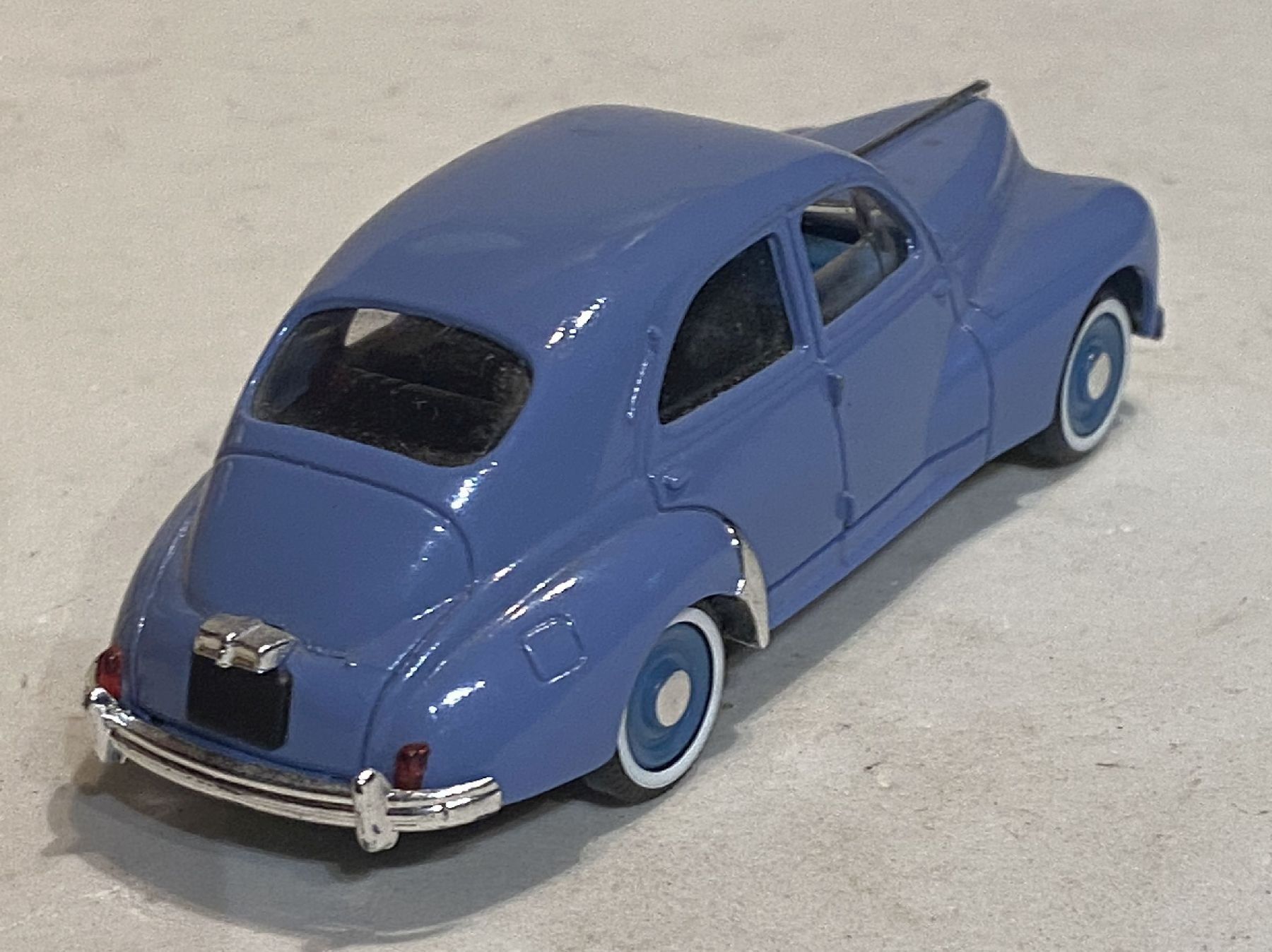 Solido Modellini d'auto: Solido Peugeot 203 – Usato da Sonceboz-Sombeval venduto da Decolove 1