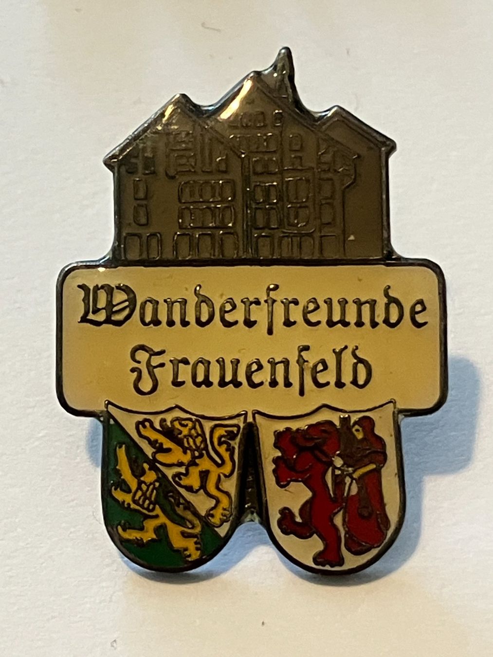 Placchette & Badge: 1 Pin Wanderfreunde Frauenfeld – Usato da Basel venduto da djwwpp