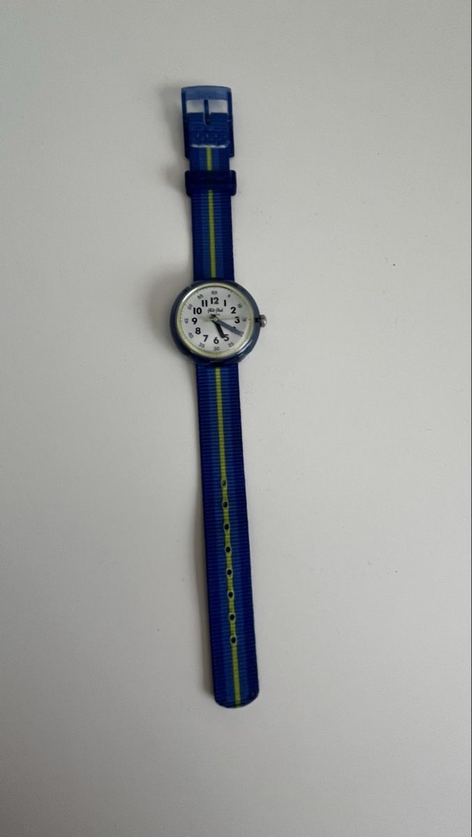 Swatch Montres: Swatch Kinderuhr – D'occasion à Stäfa par Exclusive00 1