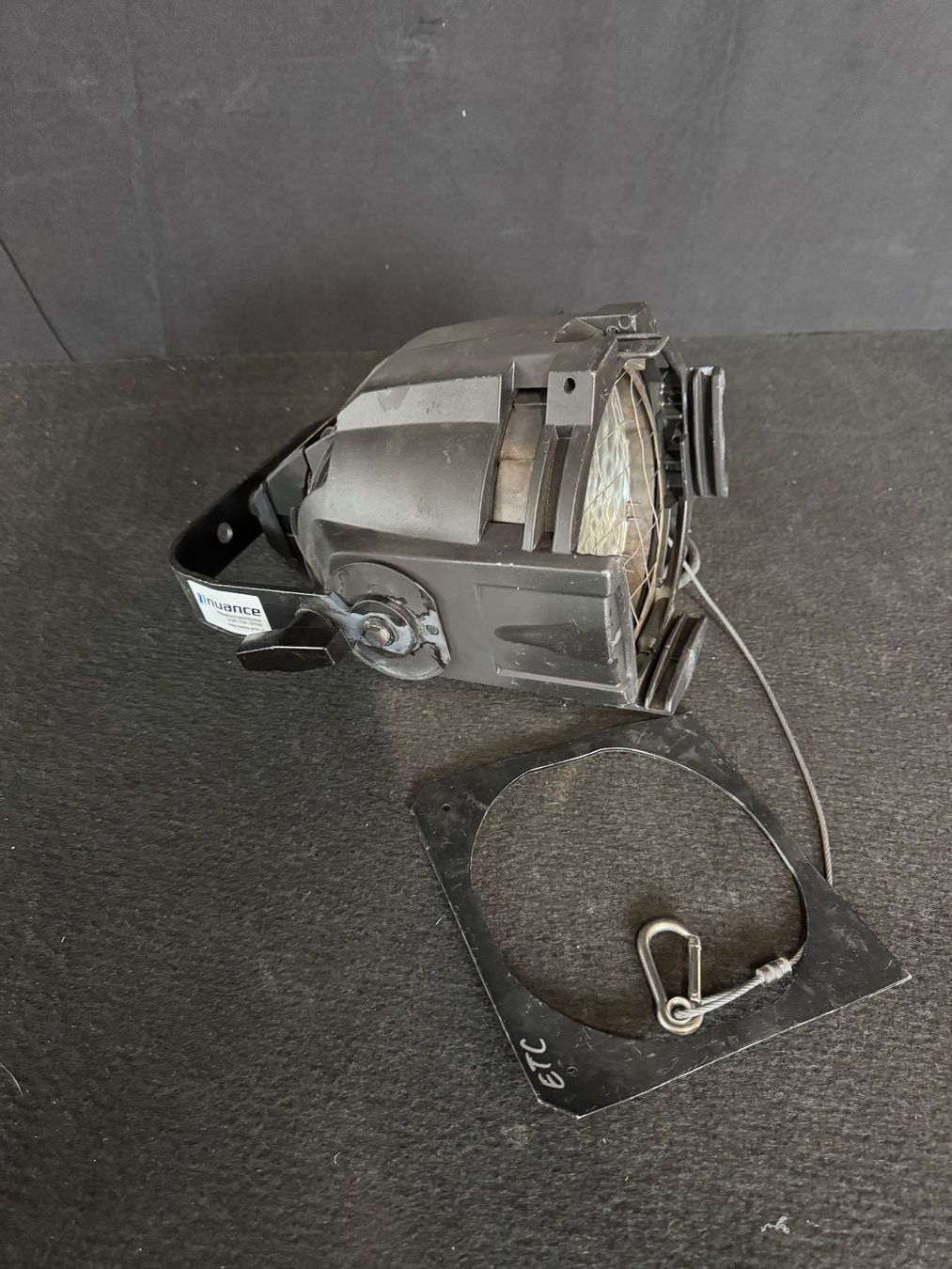 Scheinwerfer: Occasion Scheinwerfer ETC Source-Four ParNEL 750W – Gebraucht aus Urtenen-Schönbühl von nuancegmbh 2