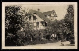 Foto-AK Thörigen, Wohnhaus mit Garten