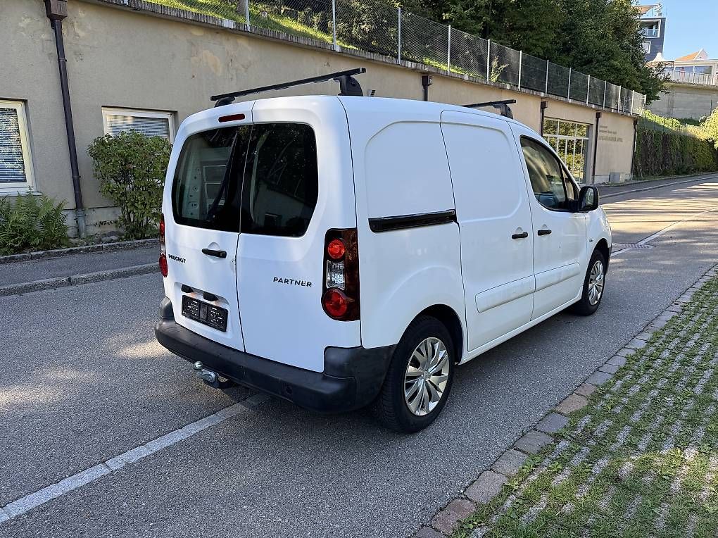 Nutzfahrzeuge: Peugeot Partner 1.6 VTi – Gebraucht aus Samstagern von cla_q2h2 2