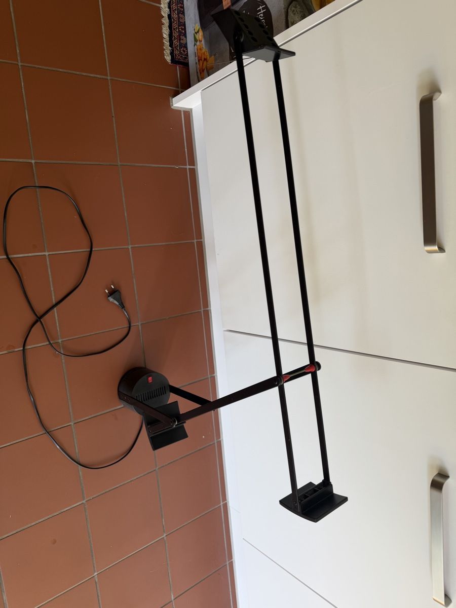 Artemide Lampade: Artemide Tizio Lampe – Usato da Zürich venduto da sne.swiss 4