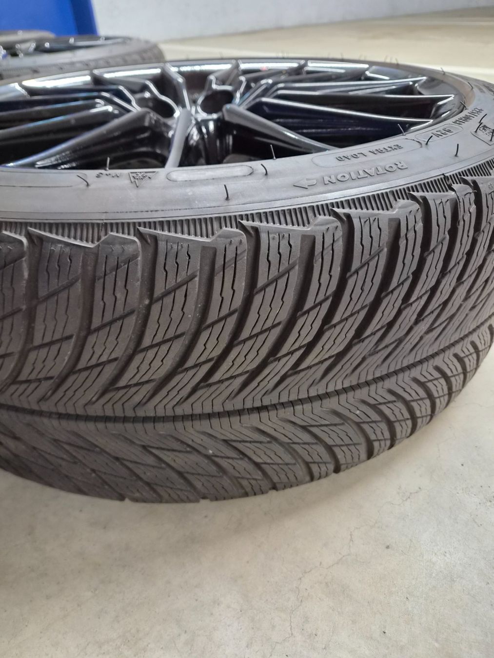 Pneumatici & Ruote complete: Winterräder GR Yaris – Usato da Biberist venduto da Malcolm1