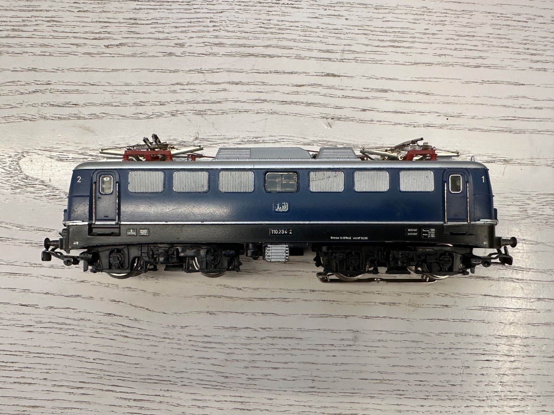 Märklin Modellini di ferrovie: Märklin 3039 DB BR 110 – Usato da Lupsingen venduto da New-Haven 3