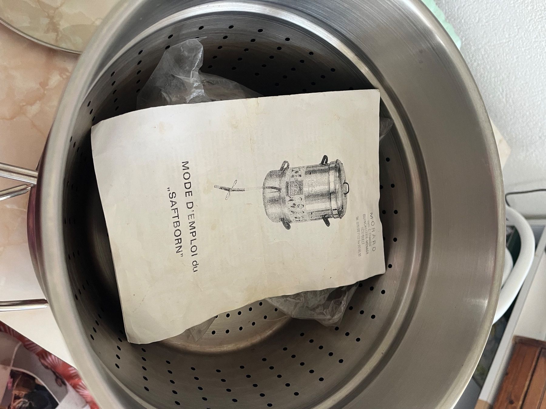 Pentole: Extracteur jus -confiture-gelée – Usato da Vuadens venduto da Bulle06 1