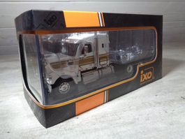 Ixo 1:43 LKW Camion Freightliner Coronado 2012