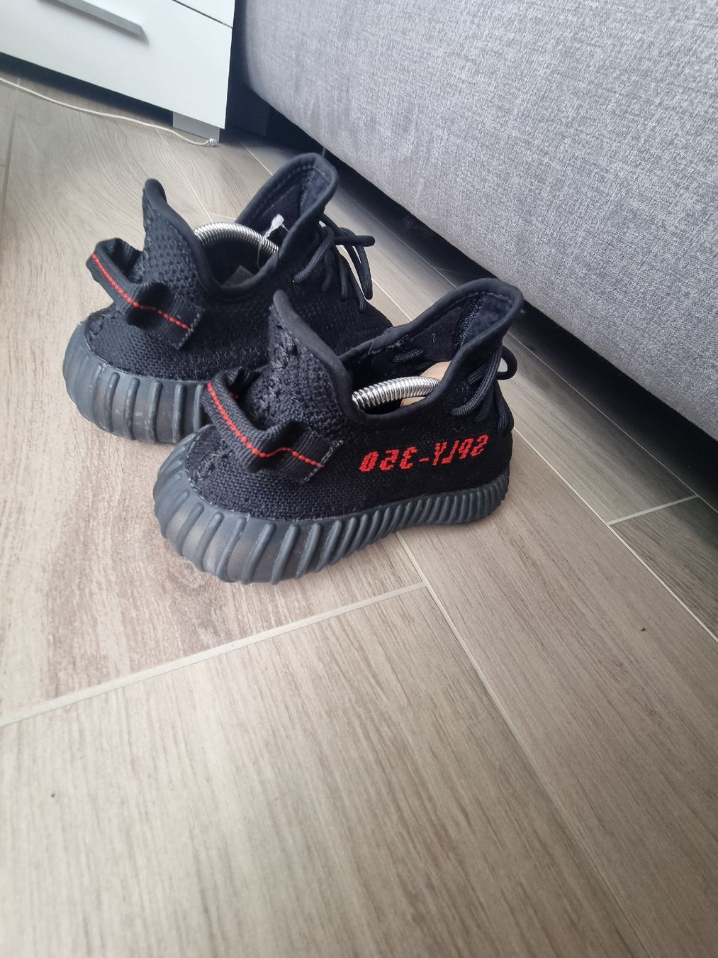 Adidas Scarpe da uomo: Yeezy boost adidas Gr. 39 1/3 – Nuovo (secondo la descrizione) da Immensee venduto da susana1235 3