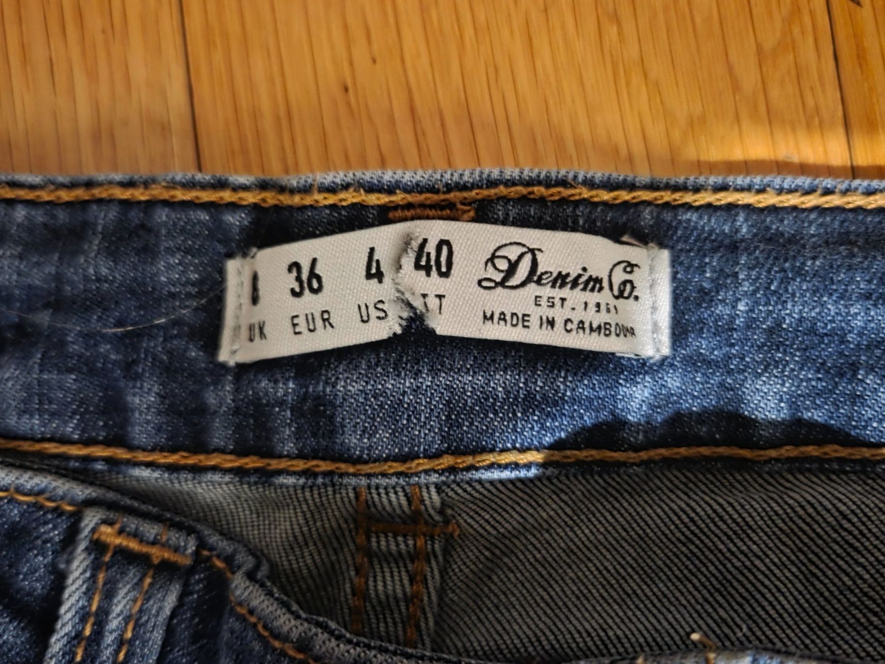 Jeans: High Waist Jeanshose mit Elastn Denim Gr.36 – Usato da Sachseln venduto da dz1979dz 4
