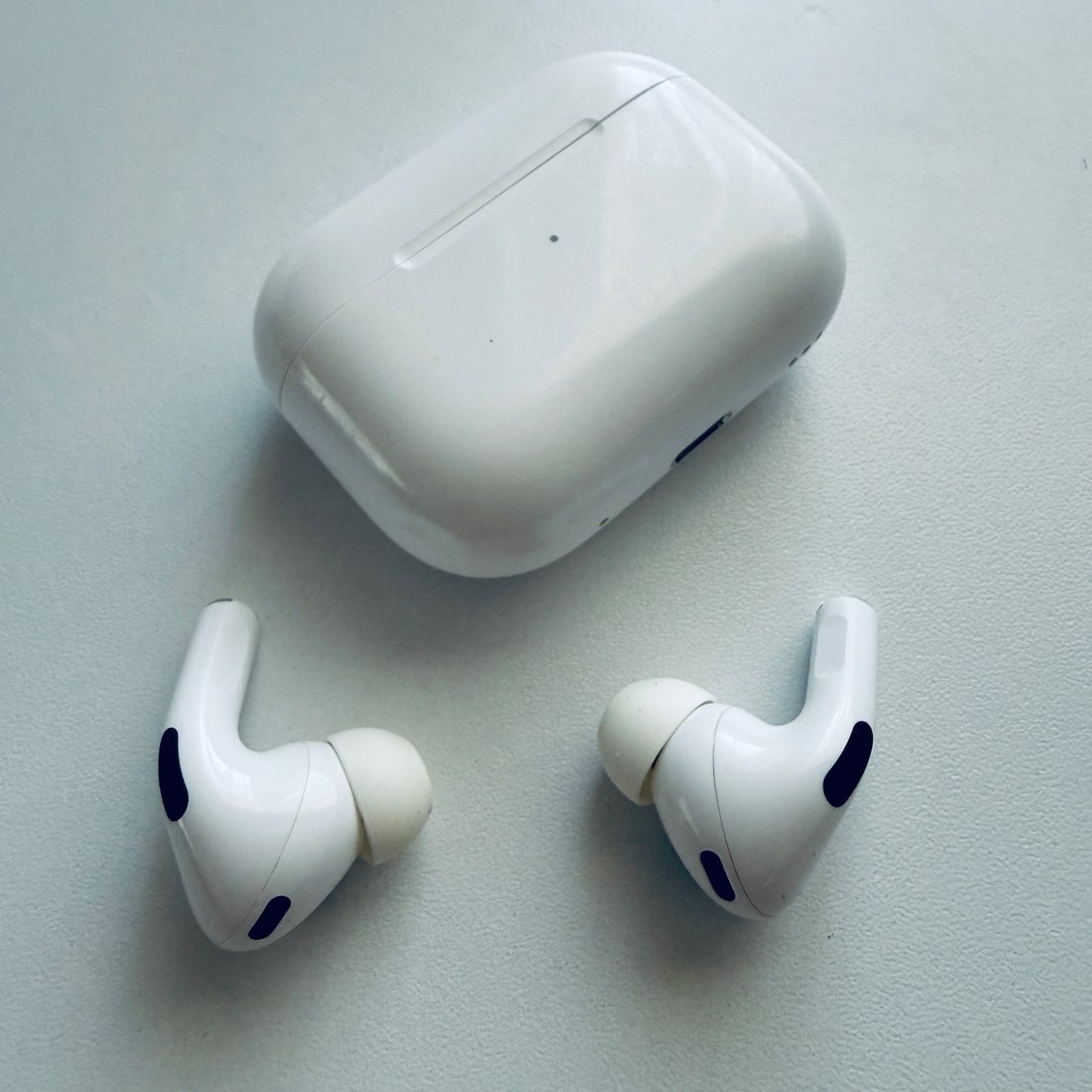 Apple Cuffie: Original Apple AirPods Pro 2, Lightning auf USB-C Kabel – Usato da Basel venduto da MY.AIRPODS.SHOP 5